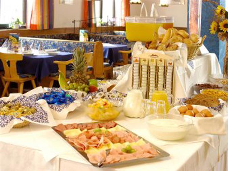 Hotel Platzwirt Рауріс Екстер'єр фото