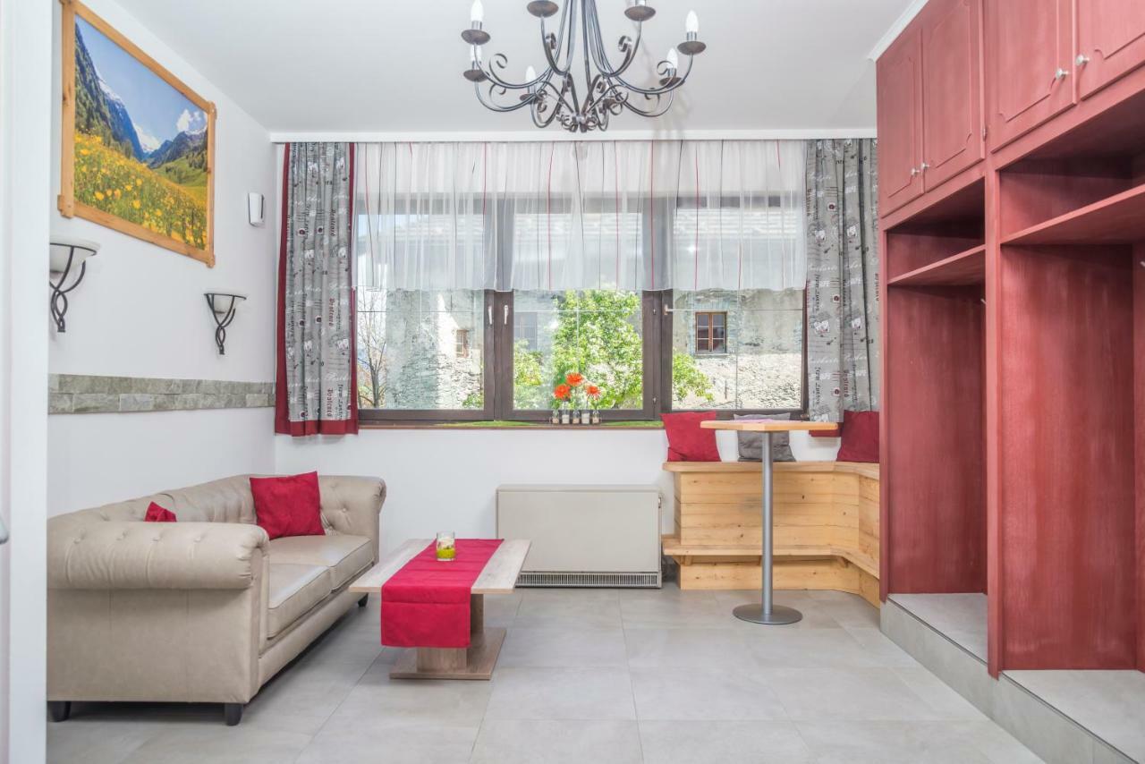 Hotel Platzwirt Рауріс Екстер'єр фото