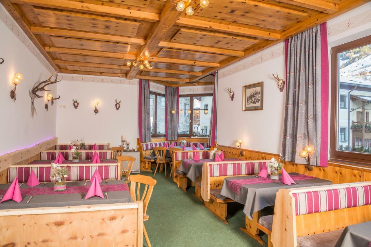 Hotel Platzwirt Рауріс Екстер'єр фото